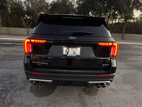 Used 2025 Ford Explorer Platinum w/ Ultimate Package image 8