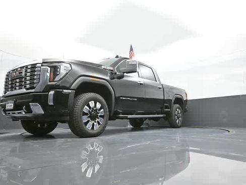 New 2025 GMC Sierra 2500 Denali w/ Denali Reserve Package image 80