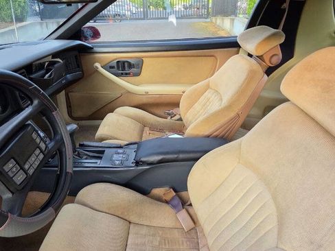 Used 1989 Pontiac Firebird Trans Am RWD image 10