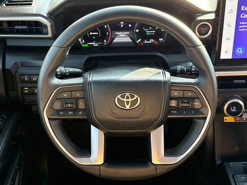 Used 2026 Toyota 4Runner Limited AWD/4WD image 15