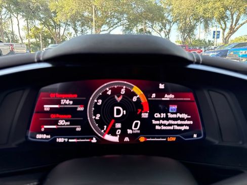 Used 2024 Chevrolet Corvette Stingray Preferred Conv w/ 2LT RWD image 76
