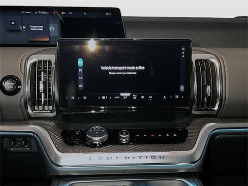 New 2025 Ford Expedition Platinum w/ Stealth Performance Package image 9