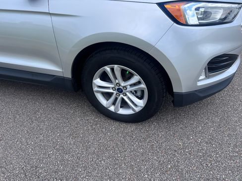 Used 2019 Ford Edge SEL FWD image 10