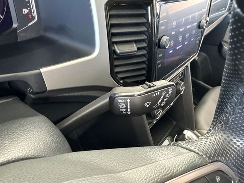 Used 2023 Volkswagen Atlas Cross Sport SEL Premium R-Line AWD/4WD image 24
