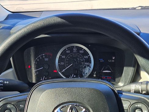 Used 2022 Toyota Corolla LE image 16