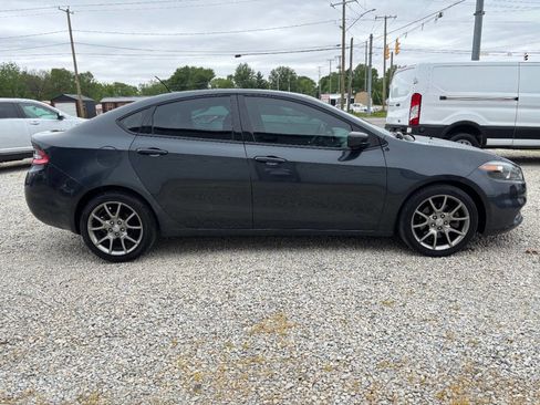 Used 2014 Dodge Dart SXT FWD image 2