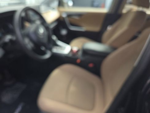 Used 2021 Toyota RAV4 XLE image 6