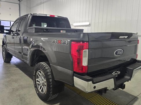 Used 2017 Ford F250 Lariat w/ Lariat Value Package image 5