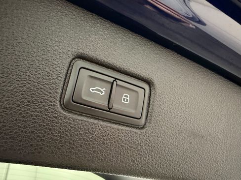 Used 2022 Audi Q7 3.0T Premium Plus w/ Premium Plus Package image 33