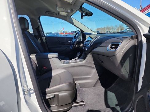 Used 2021 Chevrolet Equinox LT FWD image 31