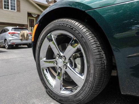 Used 2007 Pontiac Solstice Convertible w/ Premium Package RWD image 62