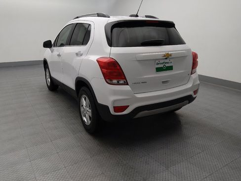 Used 2020 Chevrolet Trax LT w/ LT Convenience Package AWD/4WD image 6