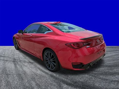 Used 2017 INFINITI Q60 Red Sport 400 RWD image 6