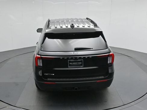 Certified 2025 Ford Explorer Active image 41
