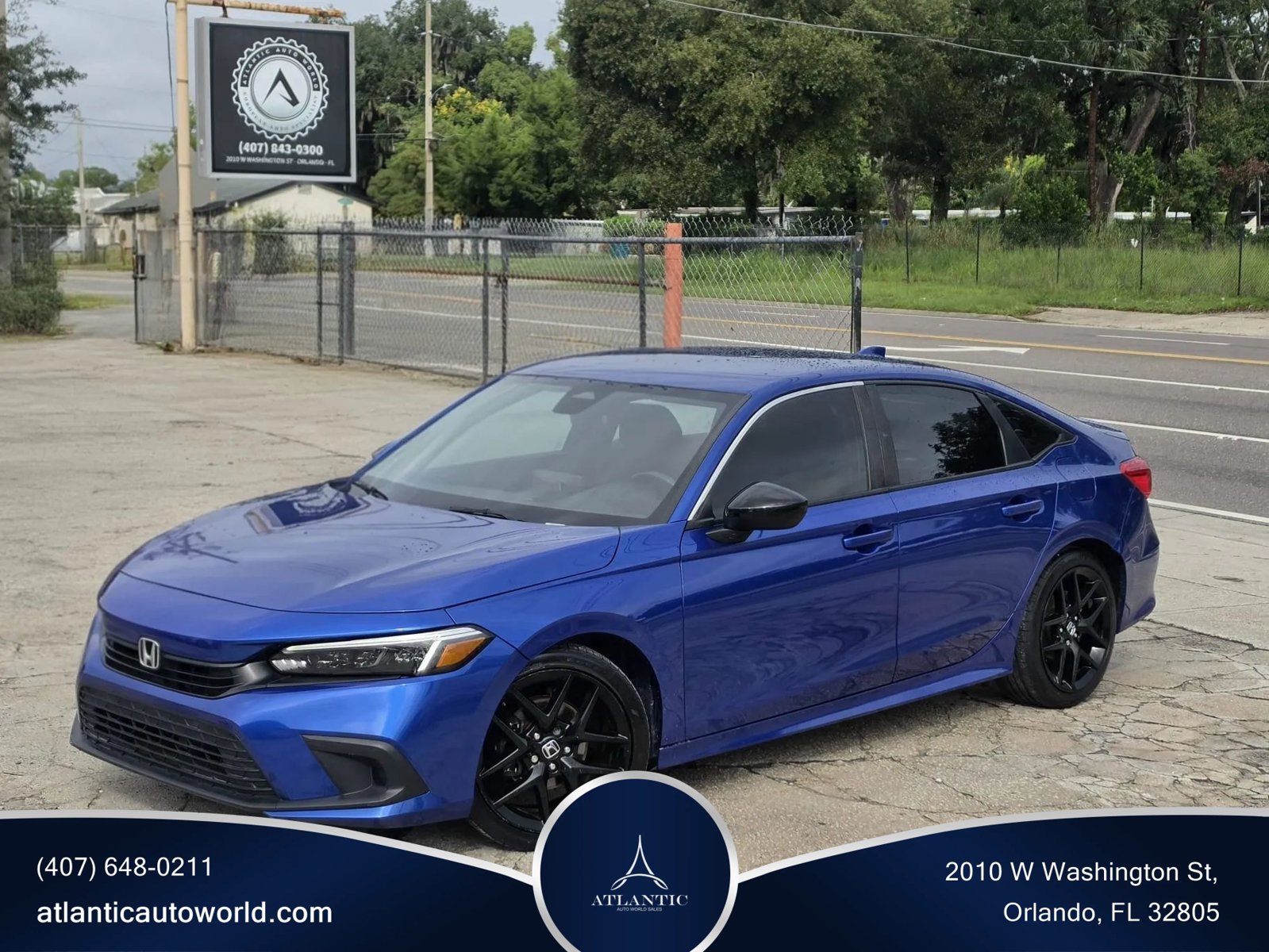 Used 2023 Honda Civic Sport image 1