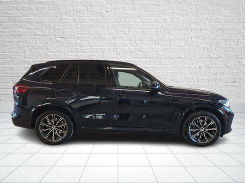 Used 2023 BMW X5 xDrive40i w/ Executive Package image 7