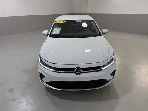 Used 2025 Volkswagen Jetta S FWD image 3