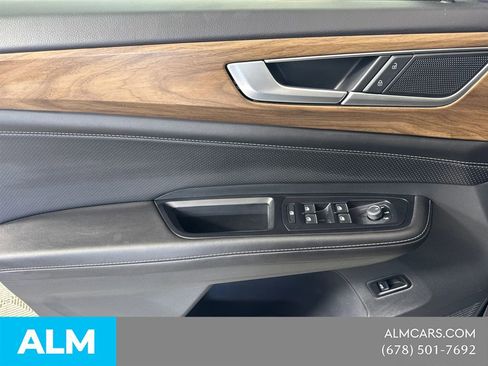 Used 2025 Volkswagen Atlas SE FWD image 14