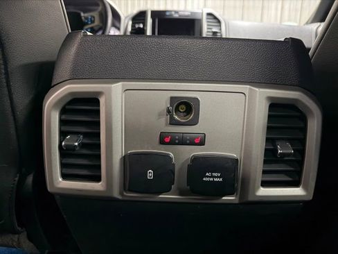 Used 2017 Ford F150 Lariat w/ Equipment Group 502A Luxury AWD/4WD image 20