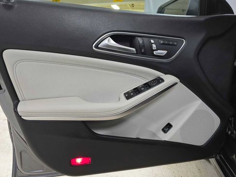 Certified 2018 Mercedes-Benz CLA 250 image 22