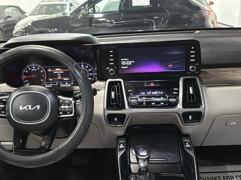 Used 2022 Kia Sorento S w/ Panoramic Sunroof Package AWD/4WD image 29