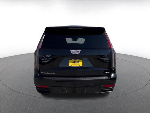 Used 2023 Cadillac Escalade ESV Sport AWD/4WD image 10