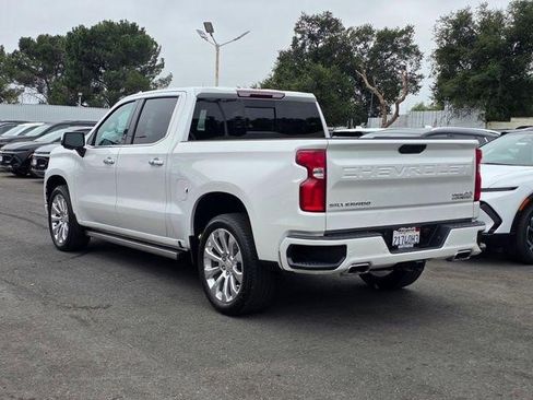 Certified 2021 Chevrolet Silverado 1500 High Country RWD image 6