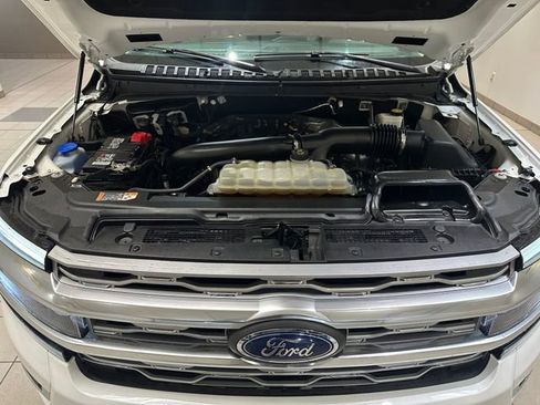 Used 2022 Ford Expedition Platinum image 34