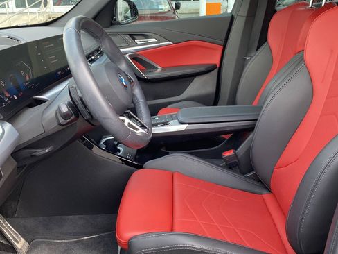 Used 2024 BMW X1 xDrive28i w/ M Sport Package AWD/4WD image 6