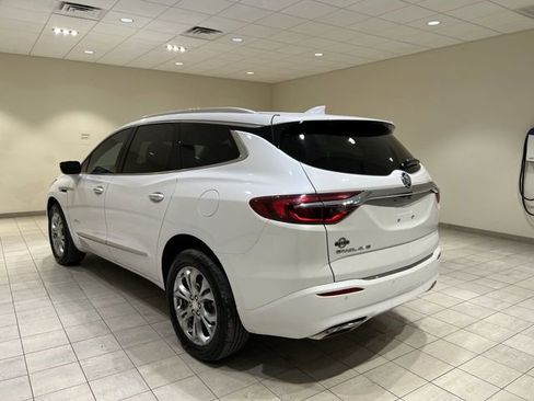 Used 2021 Buick Enclave Avenir w/ Avenir Technology Package image 3