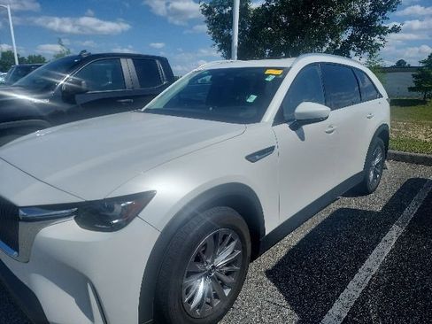 Used 2024 MAZDA CX-90 Plug-In Hybrid w/ Preferred AWD/4WD image 4