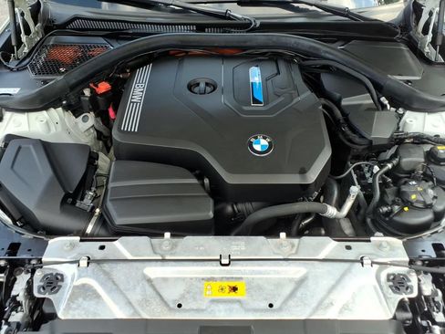 Used 2021 BMW 330e xDrive AWD/4WD image 32