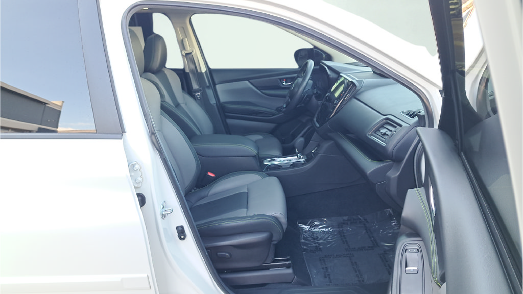 Used 2024 Subaru Ascent Onyx Edition Limited AWD/4WD image 16