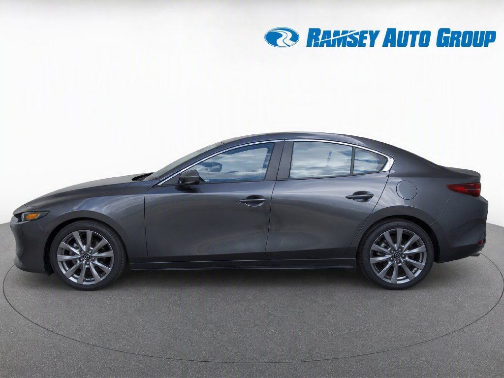 Used 2019 MAZDA MAZDA3 AWD Sedan w/ Preferred Package image 5