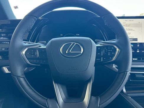 New 2026 Lexus RX 350h AWD/4WD image 23