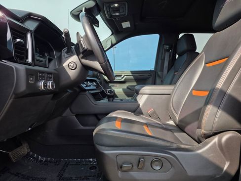 Used 2023 GMC Sierra 1500 AT4 w/ AT4 Premium Package image 10