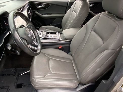 Used 2021 Audi Q8 Premium Plus w/ Premium Plus Package image 21