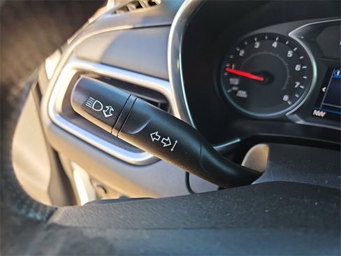 Used 2019 Chevrolet Equinox LT image 23