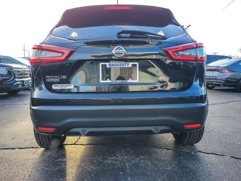 Used 2021 Nissan Rogue Sport S image 5