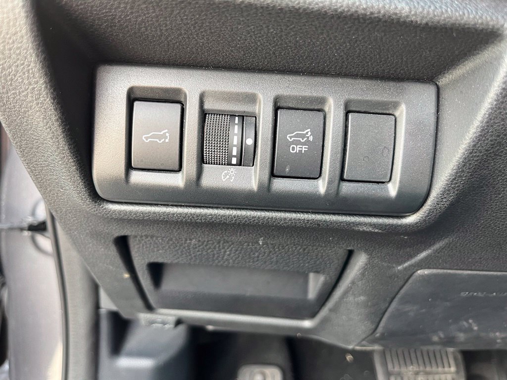 Used 2024 Subaru Outback Premium AWD/4WD image 15