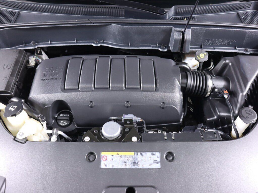 Used 2015 Chevrolet Traverse LS FWD image 38