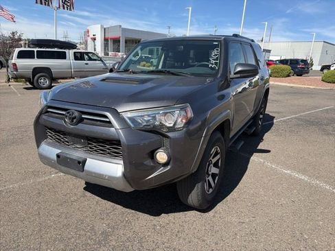 Used 2020 Toyota 4Runner TRD Off-Road image 5