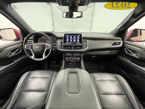 Used 2021 Chevrolet Tahoe LT w/ Rear Media and Nav Package AWD/4WD image 3
