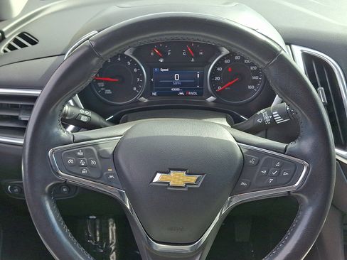 Used 2020 Chevrolet Equinox LT AWD/4WD image 20