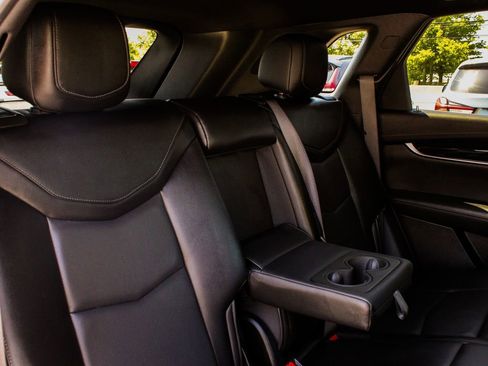 Used 2021 Cadillac XT5 Premium Luxury image 40