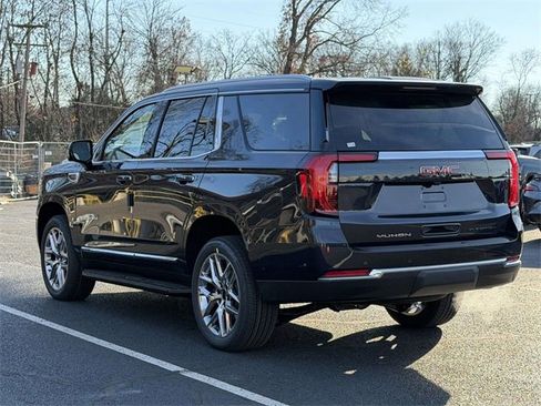 New 2026 GMC Yukon Elevation image 3