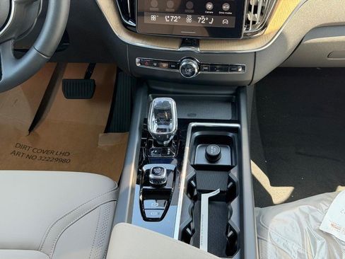 New 2026 Volvo XC60 B5 Plus w/ Climate Package AWD/4WD image 8