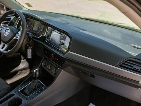 Used 2019 Volkswagen Jetta S FWD image 11