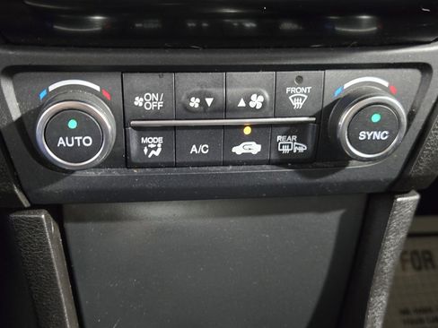 Used 2020 Acura ILX image 16