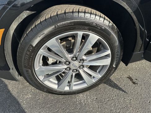 Used 2024 Cadillac XT5 Premium Luxury image 10